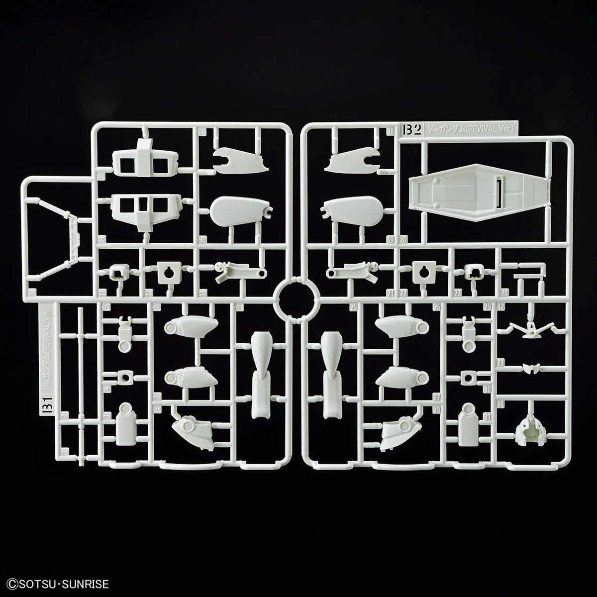 Bandai Best Mecha Collection RX-78-2 Gundam (REVIVAL Ver.) Model Kit - Image 10