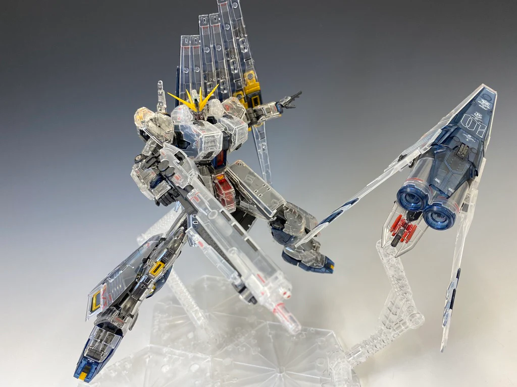 Bandai Gundam Base Exclusive RG 1/144 Nu Gundam HWS (Clear Color) - Image 14