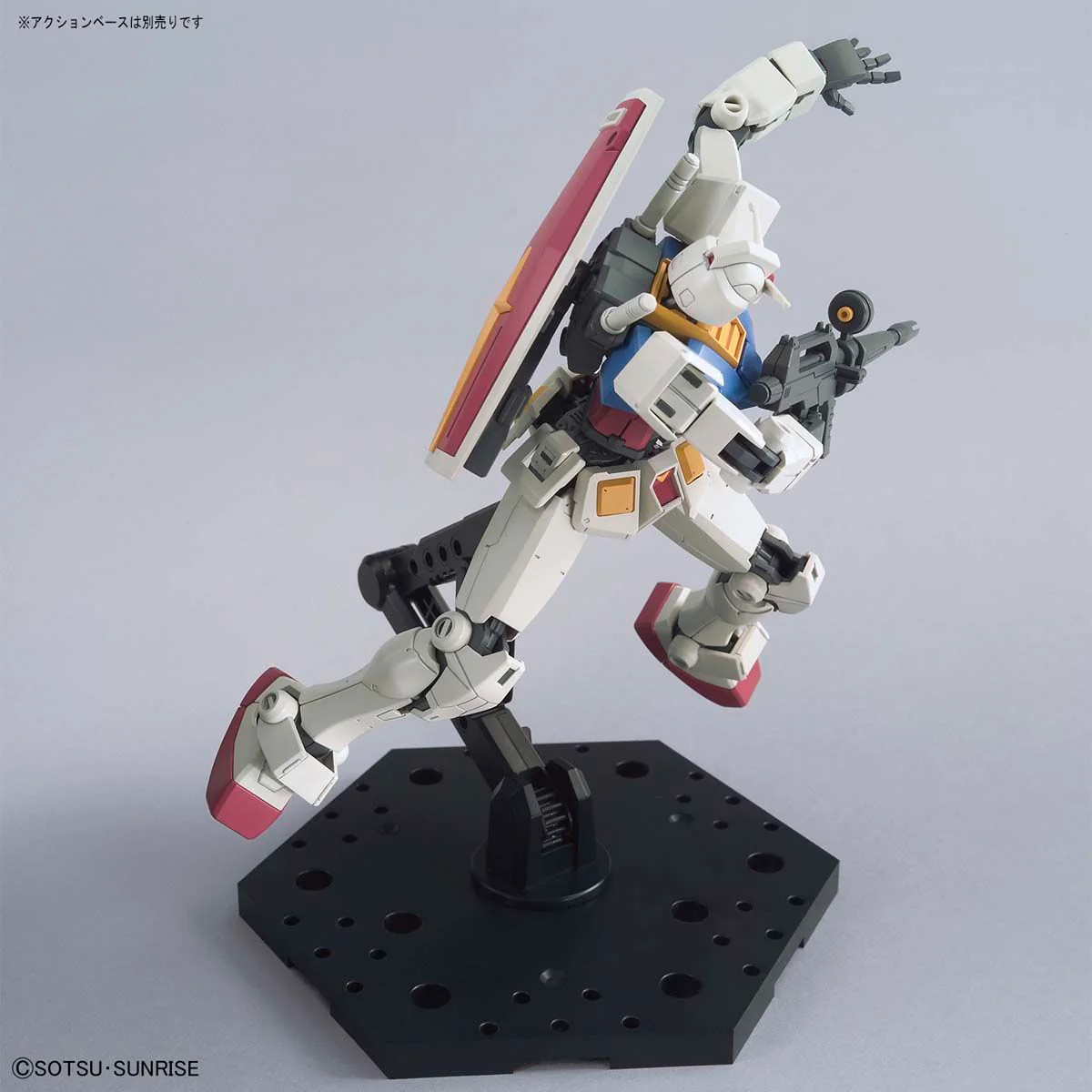 Bandai HG 1/144 RX-78-2 Gundam (Beyond Global) Model Kit - Image 10