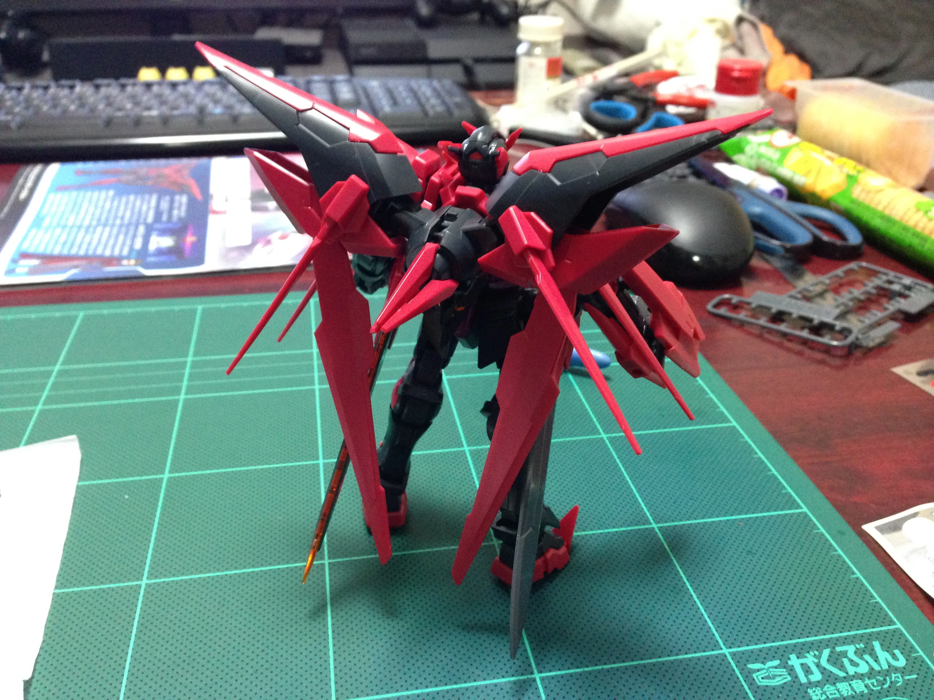 Bandai HGBF #013 1/144 PPGN-001 Gundam Exia Dark Matter Model Kit - Image 7
