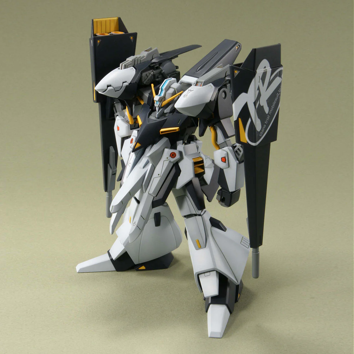 Bandai HGUC 1/144 ORX-005 Gaplant TR-5 Hrairoo Model Kit - Image 6