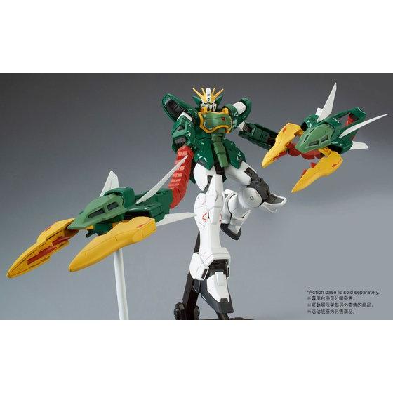 Bandai MG 1/00 Altron Gundam Model Kit - Image 10