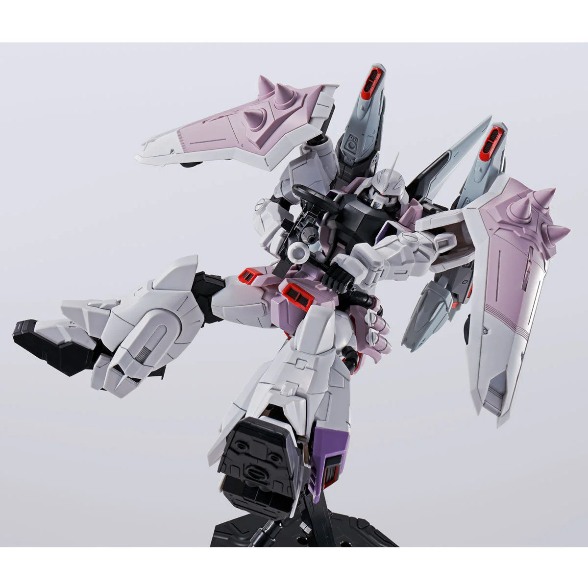 Bandai MG 1/00 Blaze Zaku Phantom (Rey Za Burrel Custom) Model Kit - Image 6