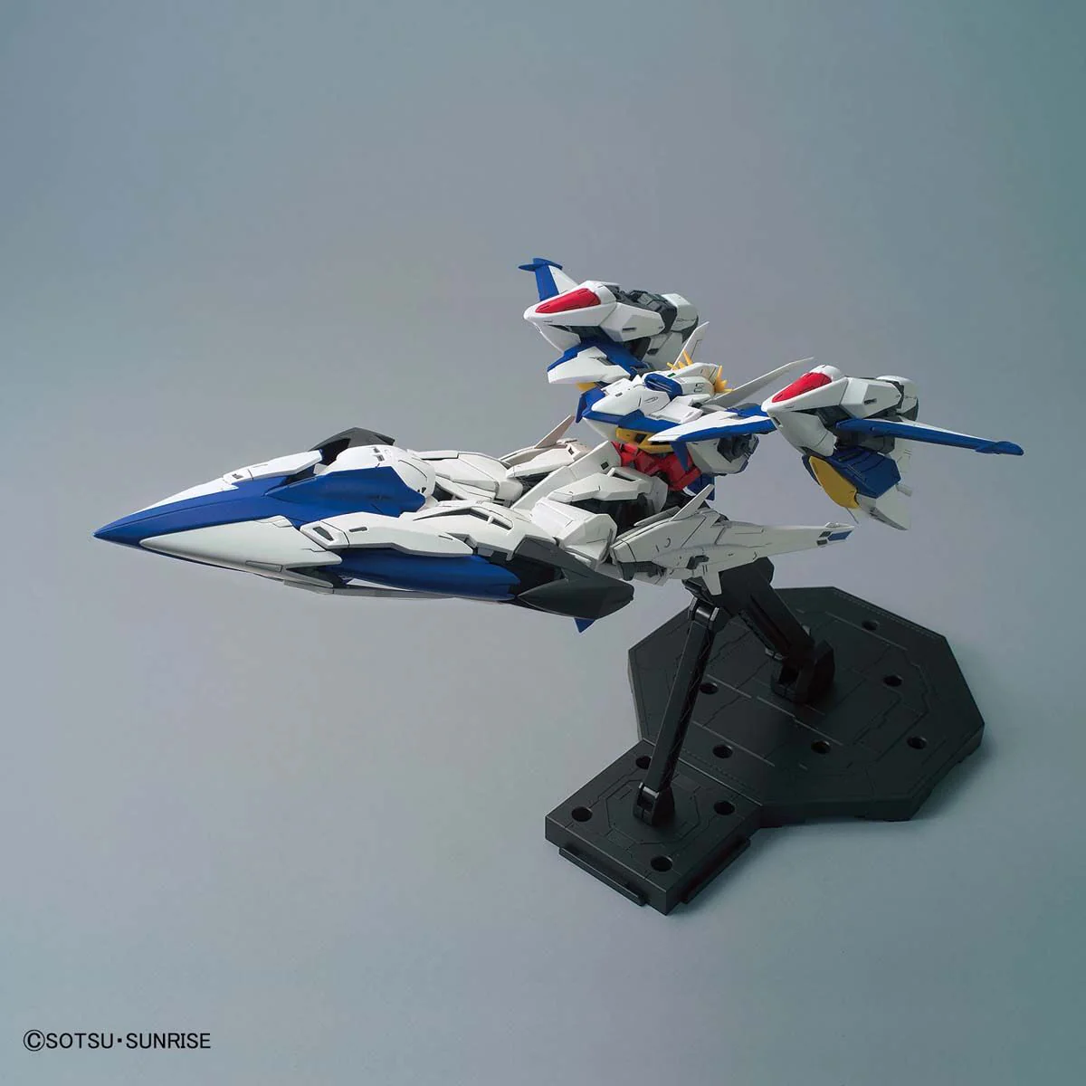 Bandai MG 1/100 Eclipse Gundam Model Kit - Image 10