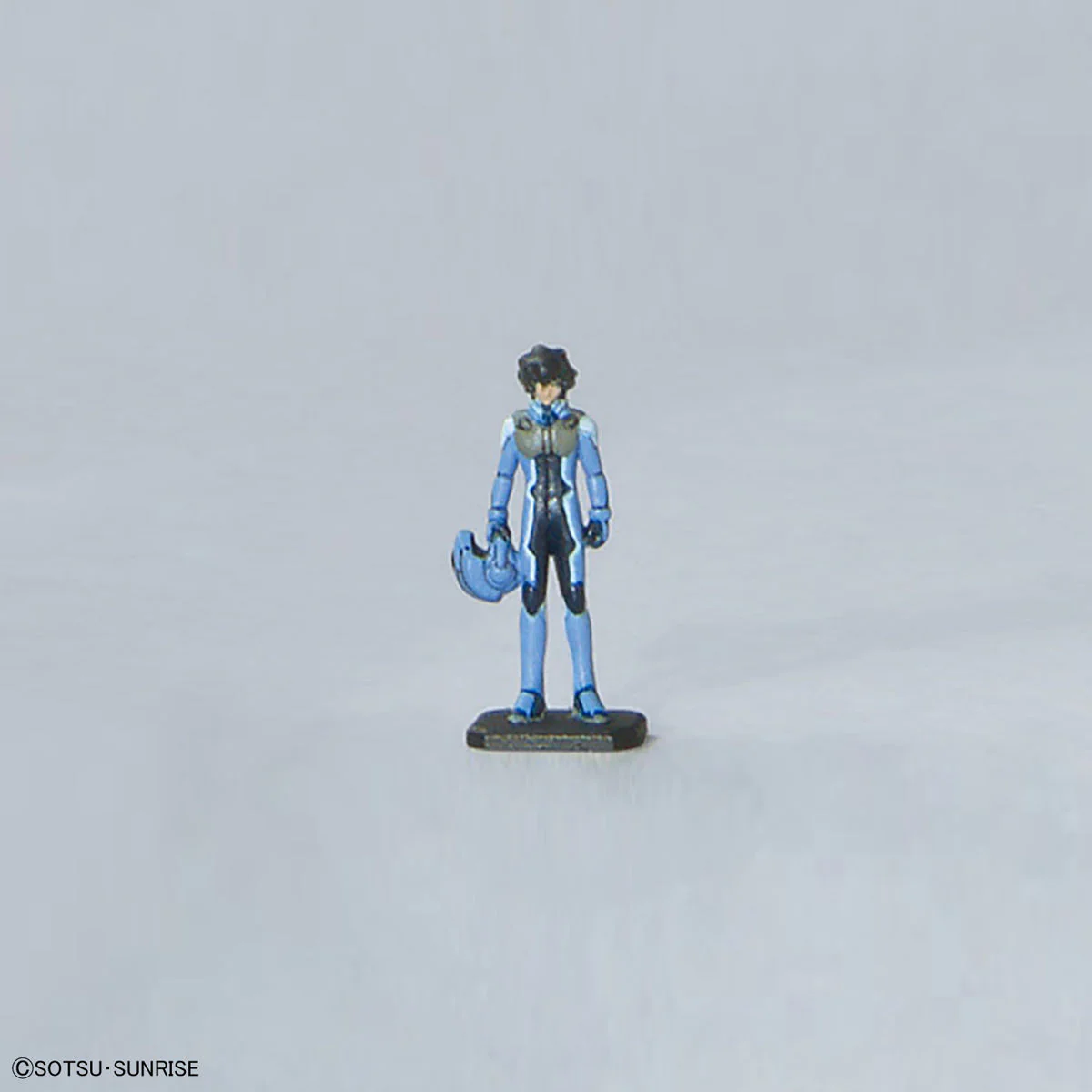 Bandai MG 1/100 Gundam 00 QAN[T] Full Saber Model Kit - Image 10