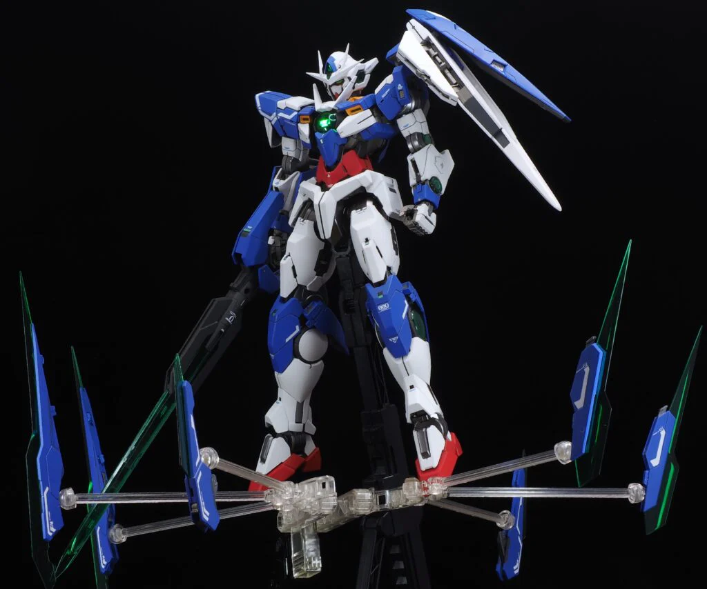 Bandai MG 1/100 Gundam 00 QAN[T] Model Kit - Image 10