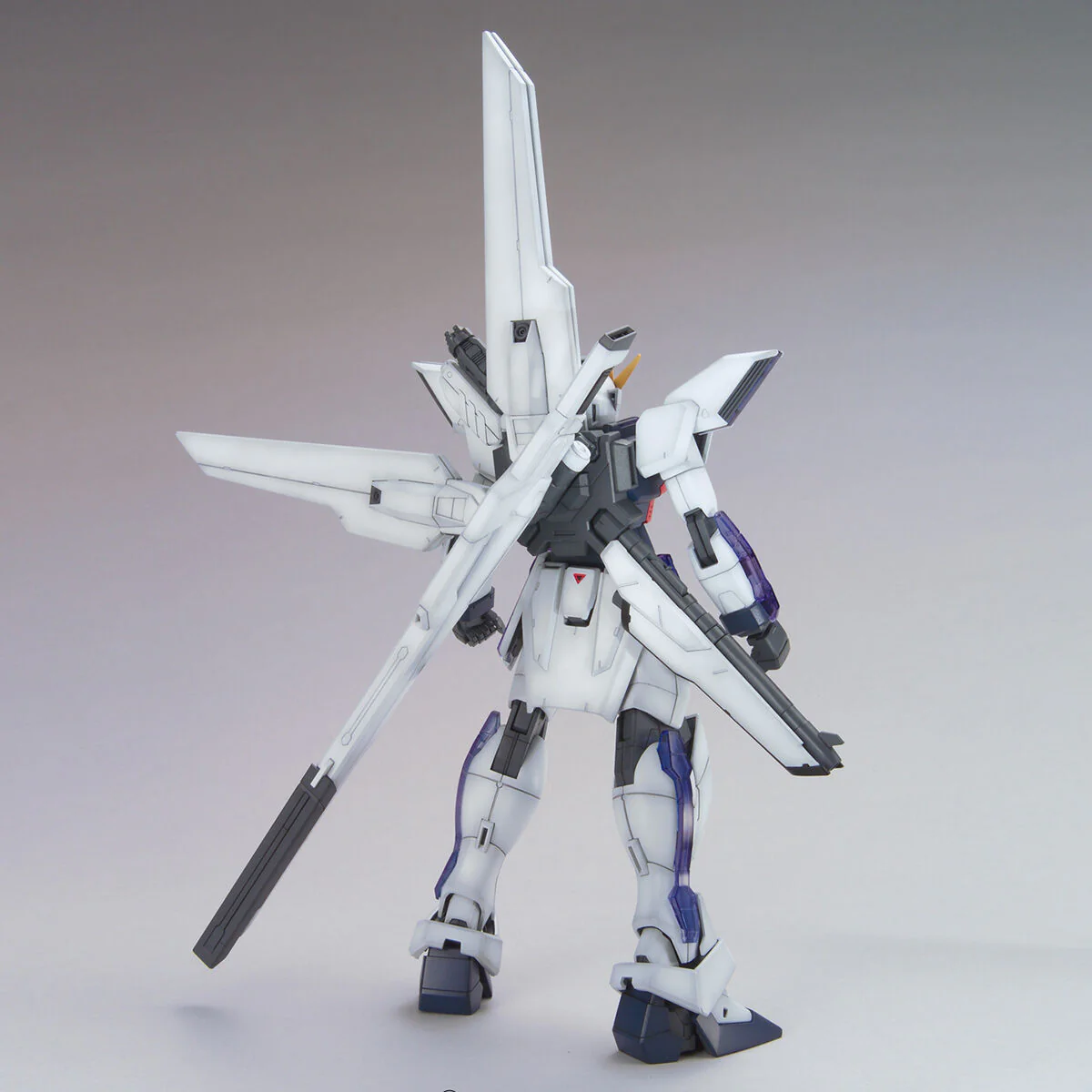 Bandai MG 1/100 GX-9900 Gundam X Model Kit - Image 3