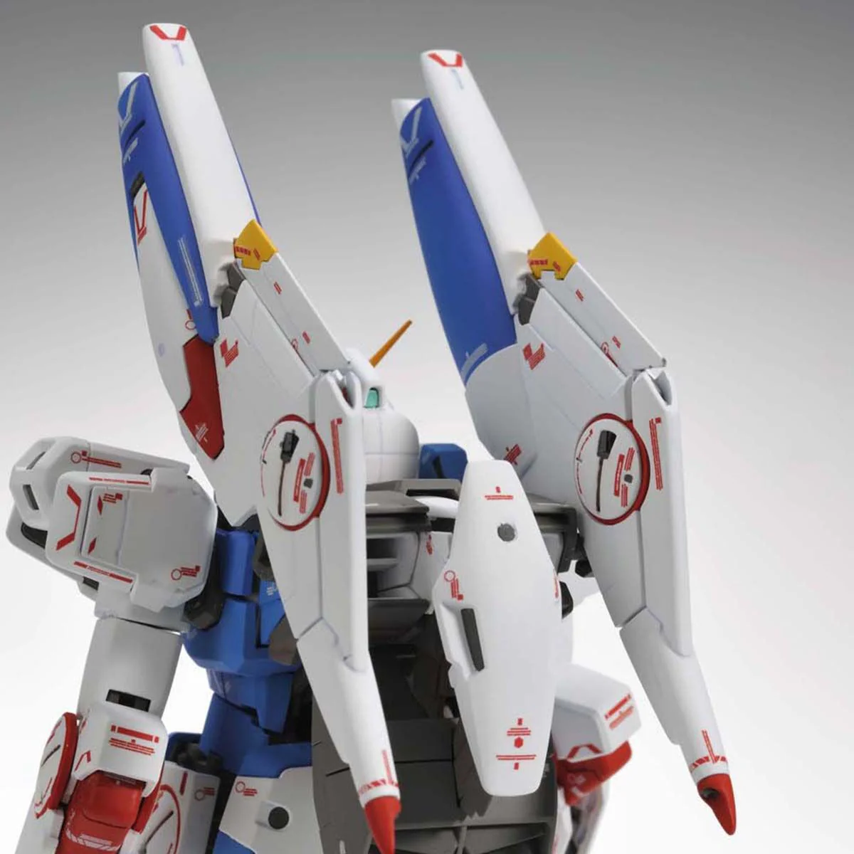 Bandai MG 1/100 LM312V04+SD-VB03A V-DASH Gundam Ver.Ka Model Kit - Image 5