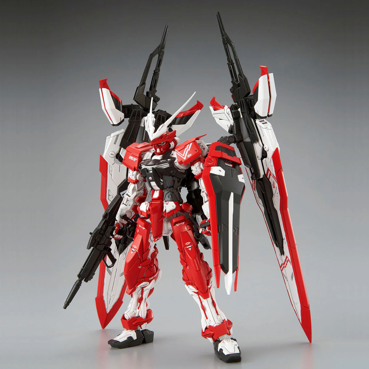 Bandai MG 1/100 MBF-02VV Gundam Astray Turn Red Model Kit - Image 2