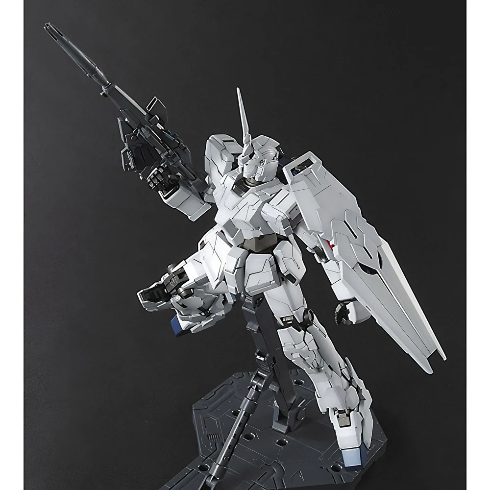 Bandai MG 1/100 RX-0 Unicorn Gundam OVA Ver. Model Kit - Image 6