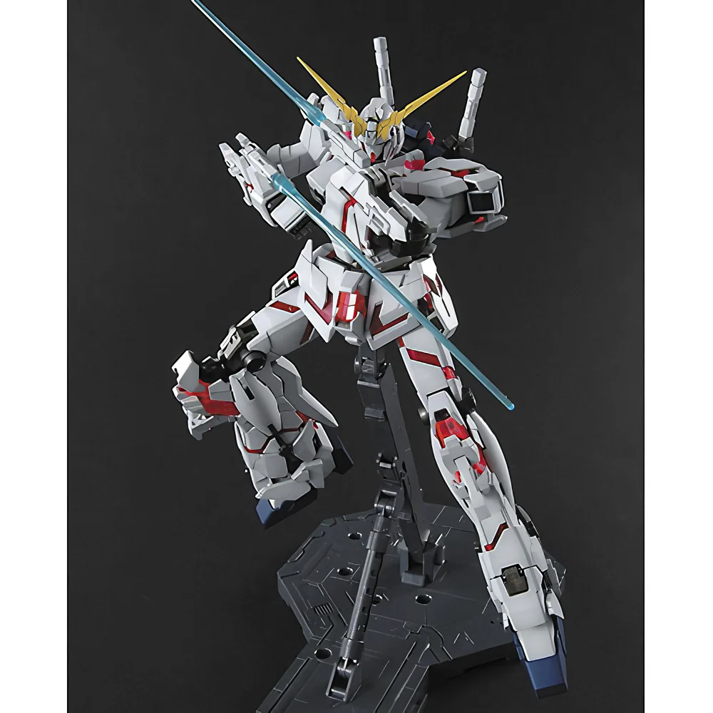 Bandai MG 1/100 RX-0 Unicorn Gundam OVA Ver. Model Kit - Image 8