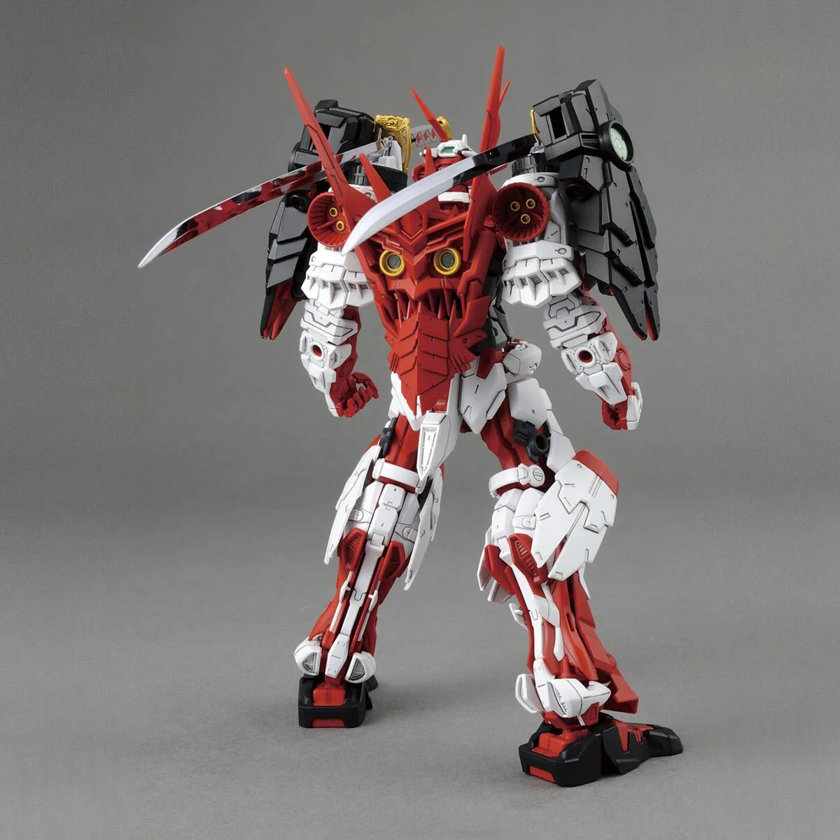 Bandai MG 1/100 Sengoku Astray Gundam Model Kit - Image 3