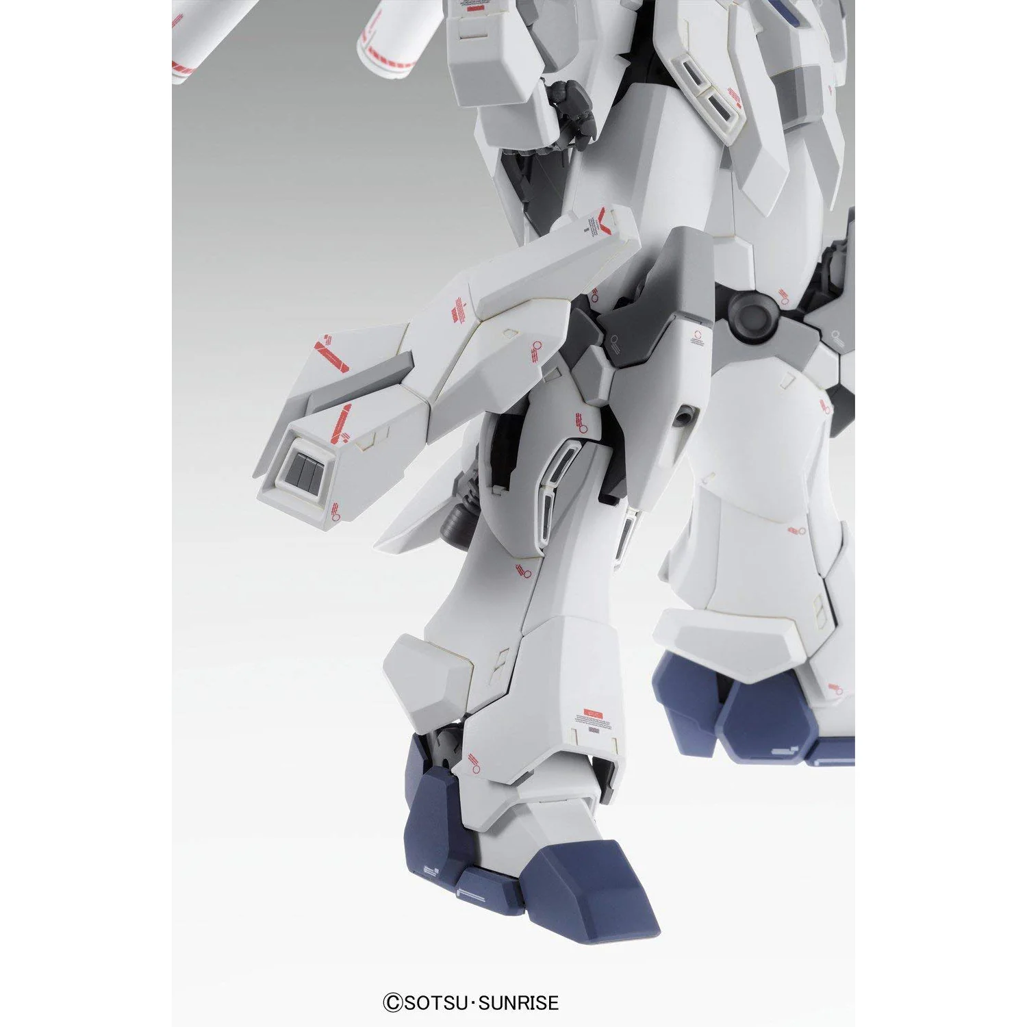 Bandai MG 1/100 MSN-06S Sinanju Stein Ver. Ka Model Kit - Image 11
