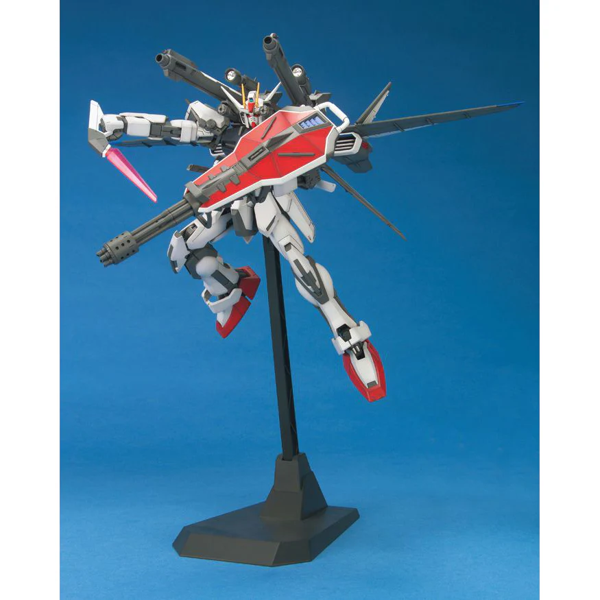 Bandai MG 1/100 Strike Gundam IWSP Model Kit - Image 4