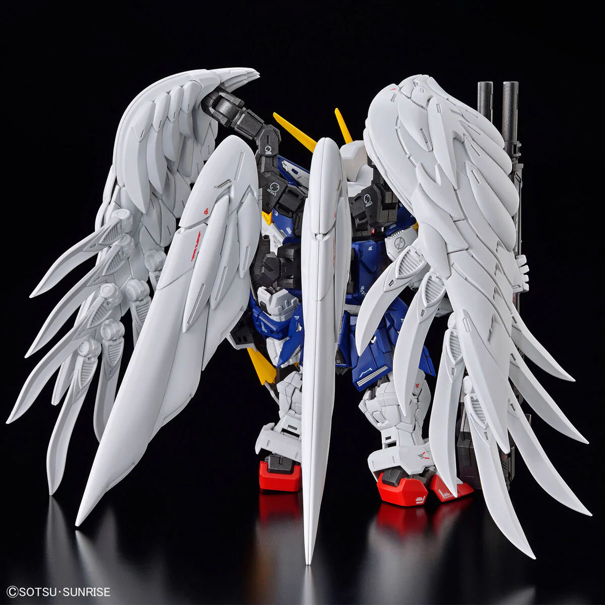 Bandai MGSD Master Grade SD Wing Gundam Zero Model Kit - Image 3