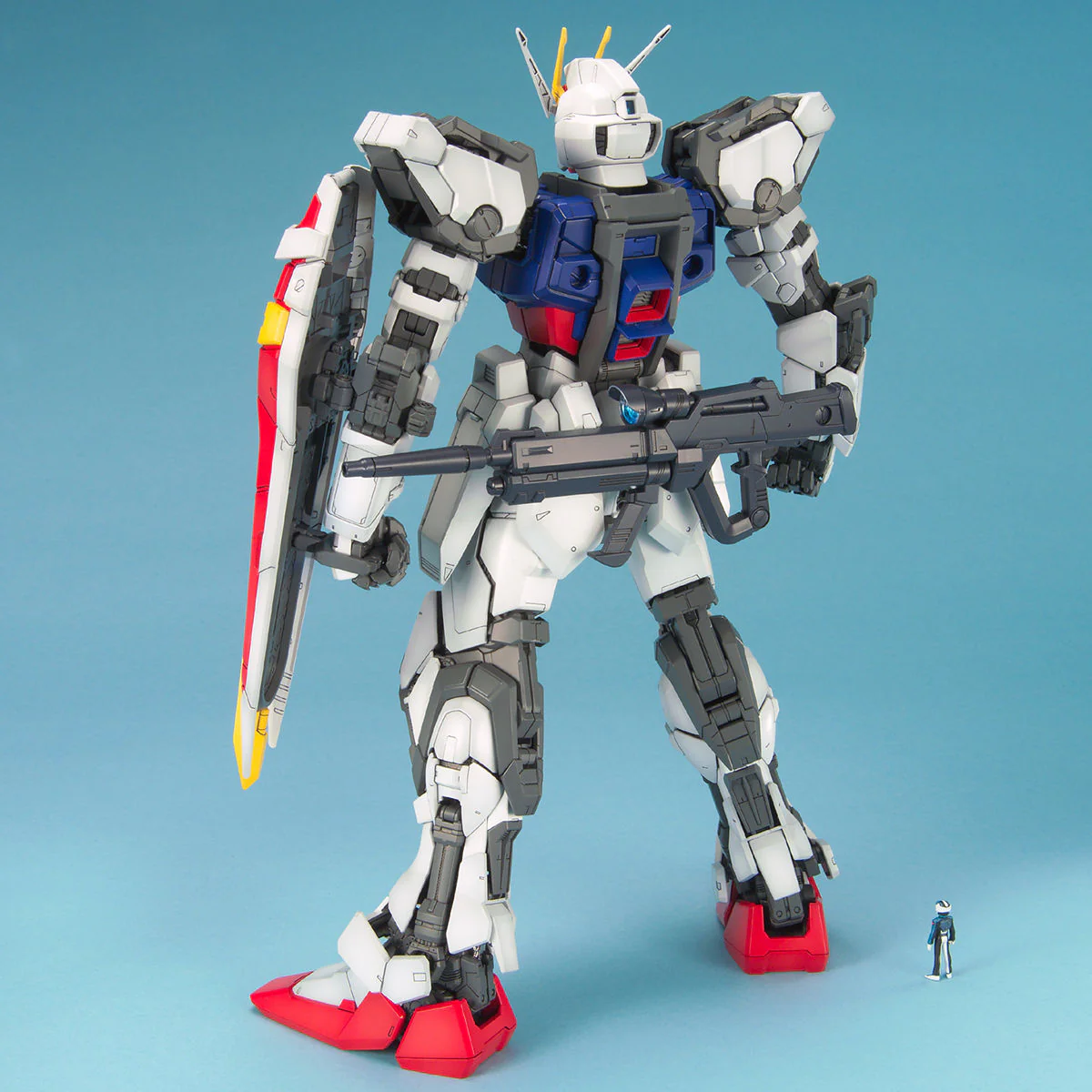 Bandai PG 1/60 GAT-X105 Strike Gundam Model Kit - Image 3