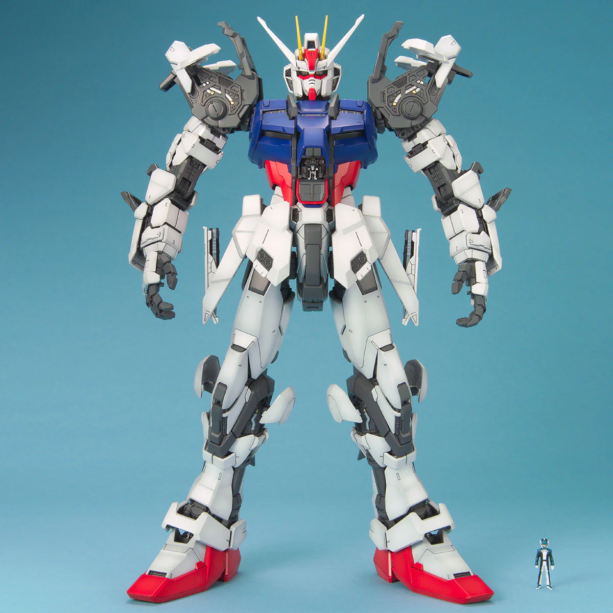 Bandai PG 1/60 GAT-X105 Strike Gundam Model Kit - Image 4
