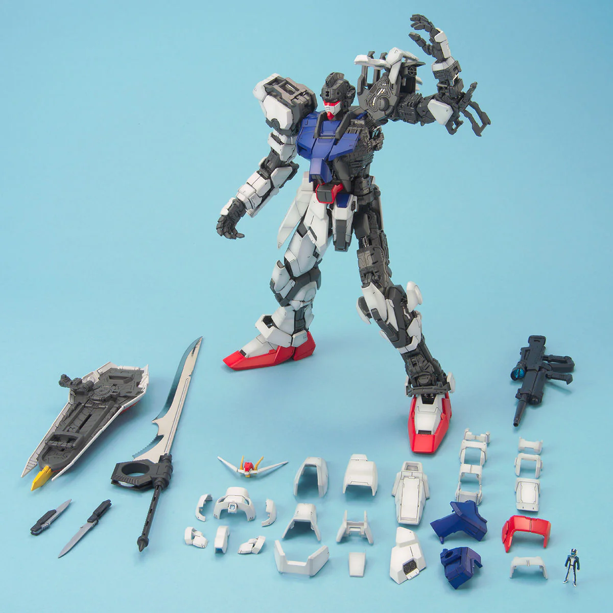 Bandai PG 1/60 GAT-X105 Strike Gundam Model Kit - Image 6