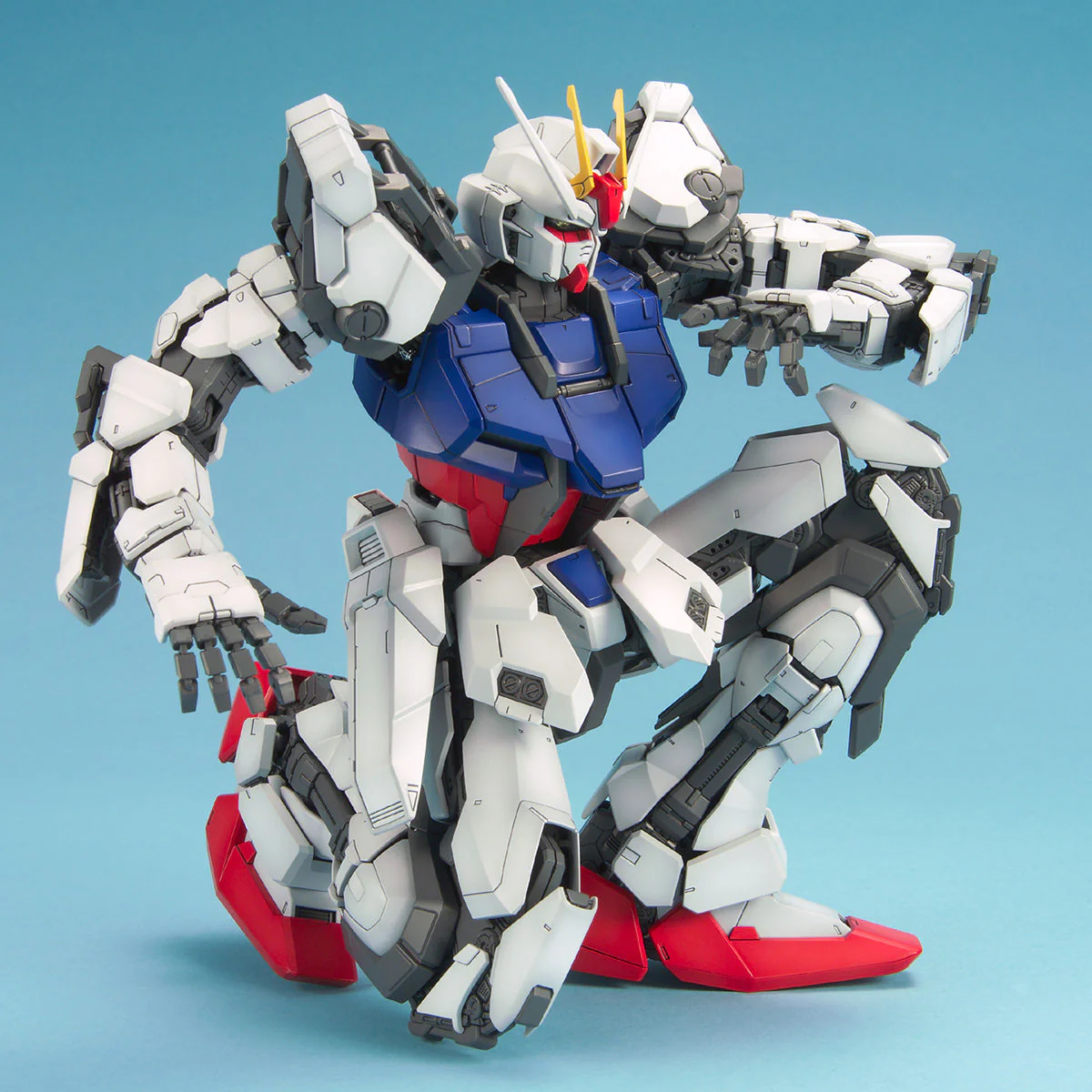 Bandai PG 1/60 GAT-X105 Strike Gundam Model Kit - Image 9