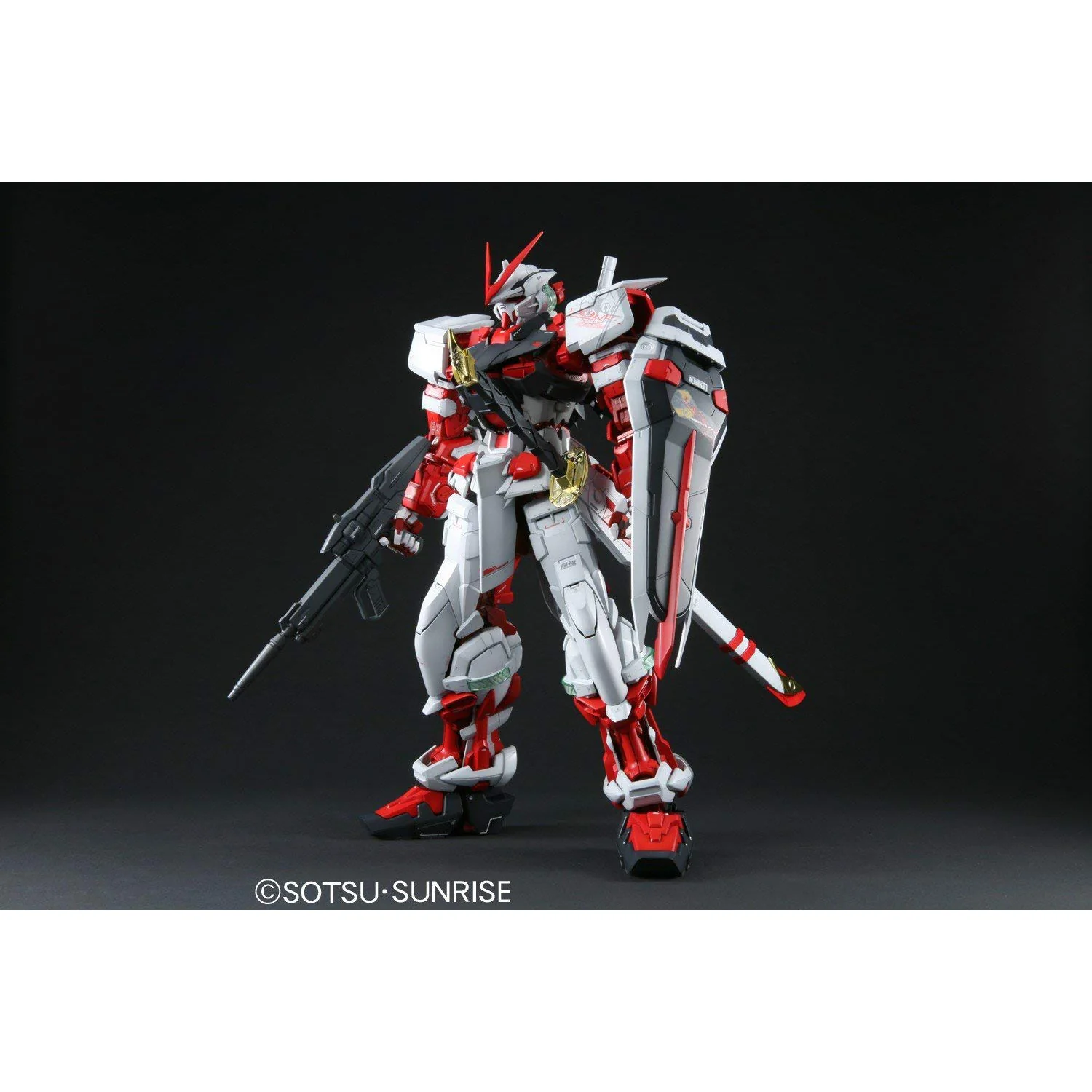 Bandai PG 1/60 MBF-P02 Gundam Astray Red Frame Model Kit - Image 2