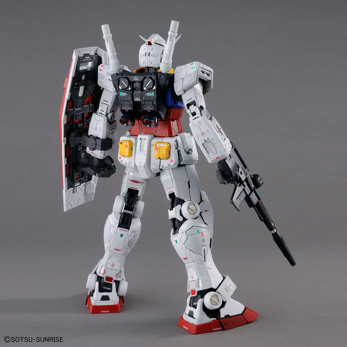 Bandai PG Unleashed 1/60 RX-78-2 Gundam Model Kit - Image 3