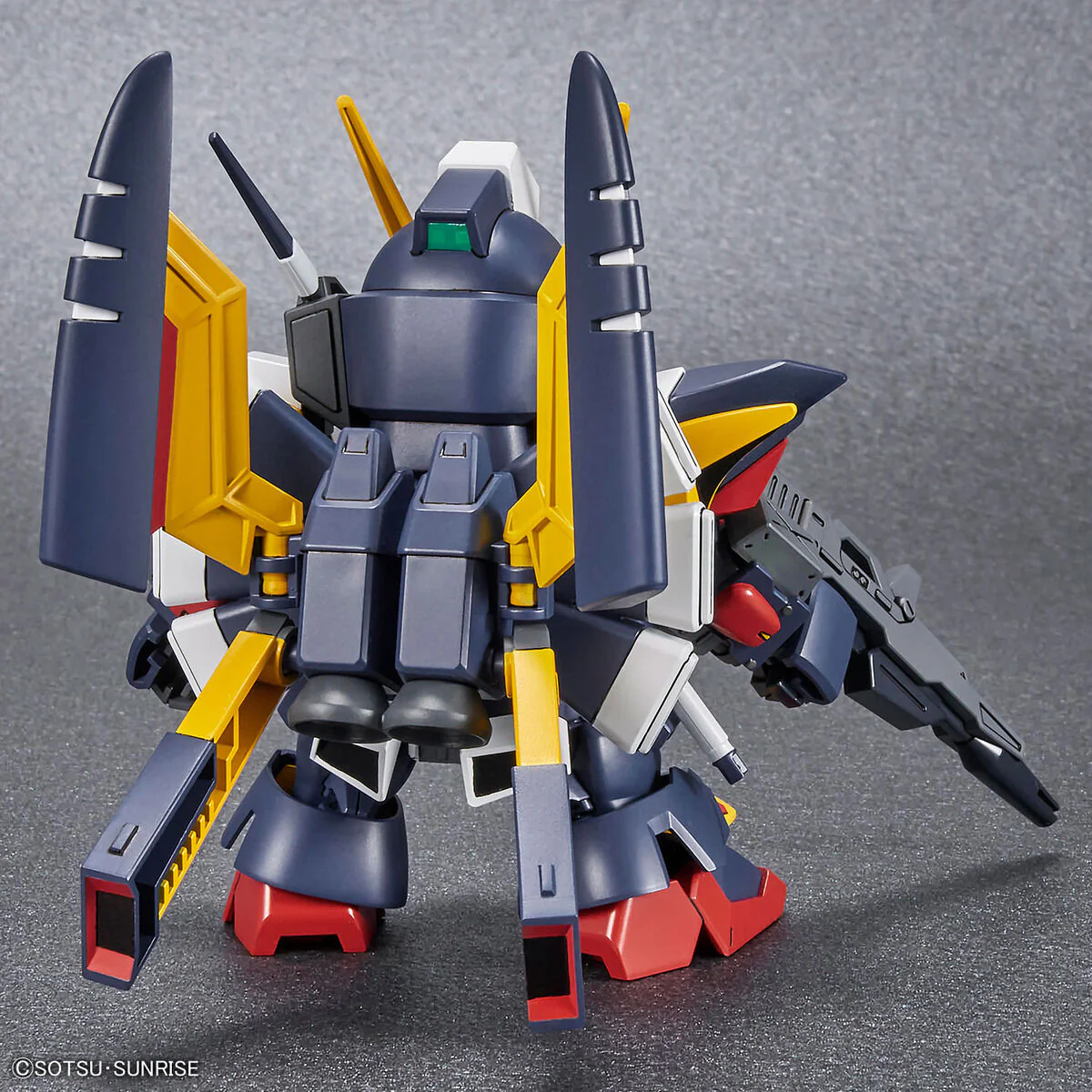 Bandai SDCS Tornado Gundam Model Kit - Image 4