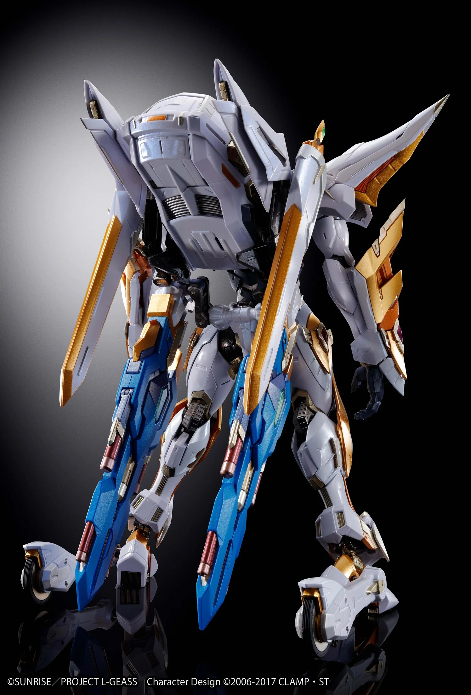 Bandai Tamashii Nations Metal Build Dragon Scale Code Geass: Lelouch of the Rebellion R2 Lancelot Albion Action Figure - Image 3