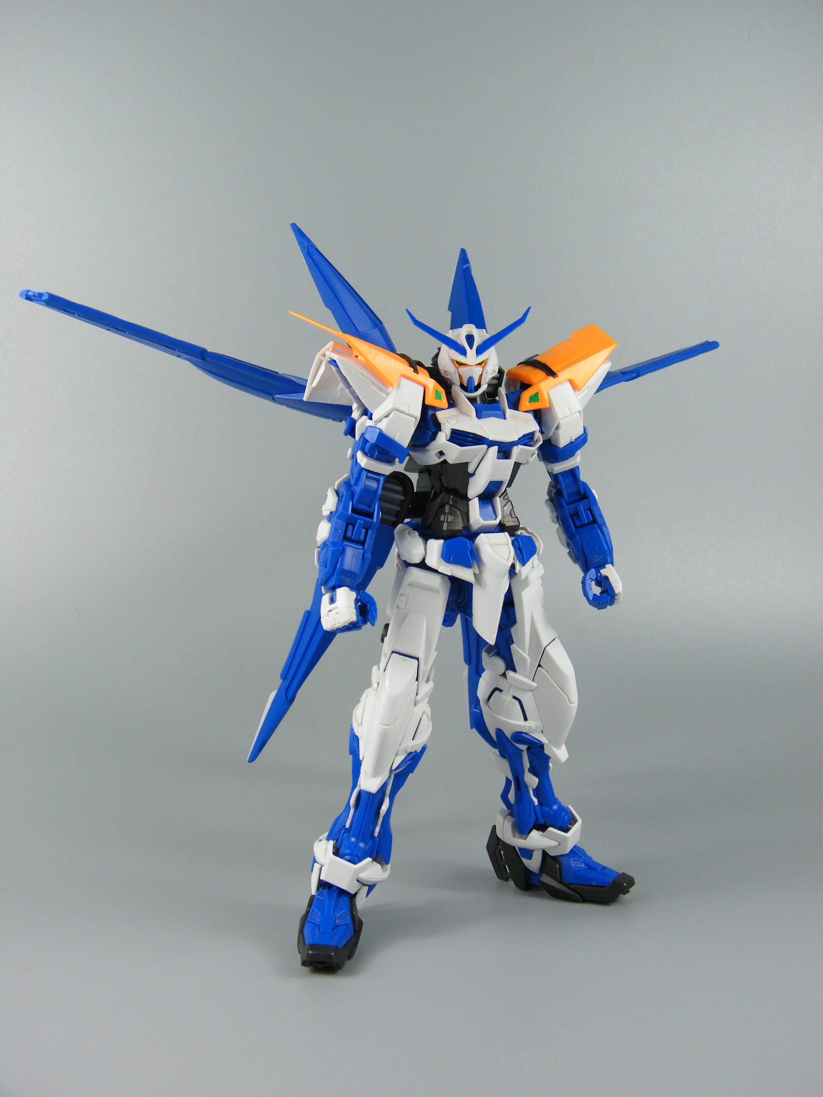 Effect Wing MG 1/100 Gundam Astray Red Frame/Blue Frame Flight Unit - Image 17