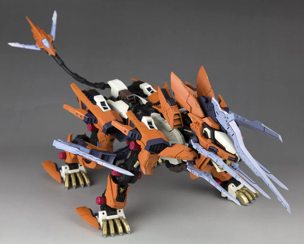 Kotobukiya HMM ZOIDS 1/72 RZ-041 Liger Zero Schneider Marking Plus Ver. Model Kit - Image 6