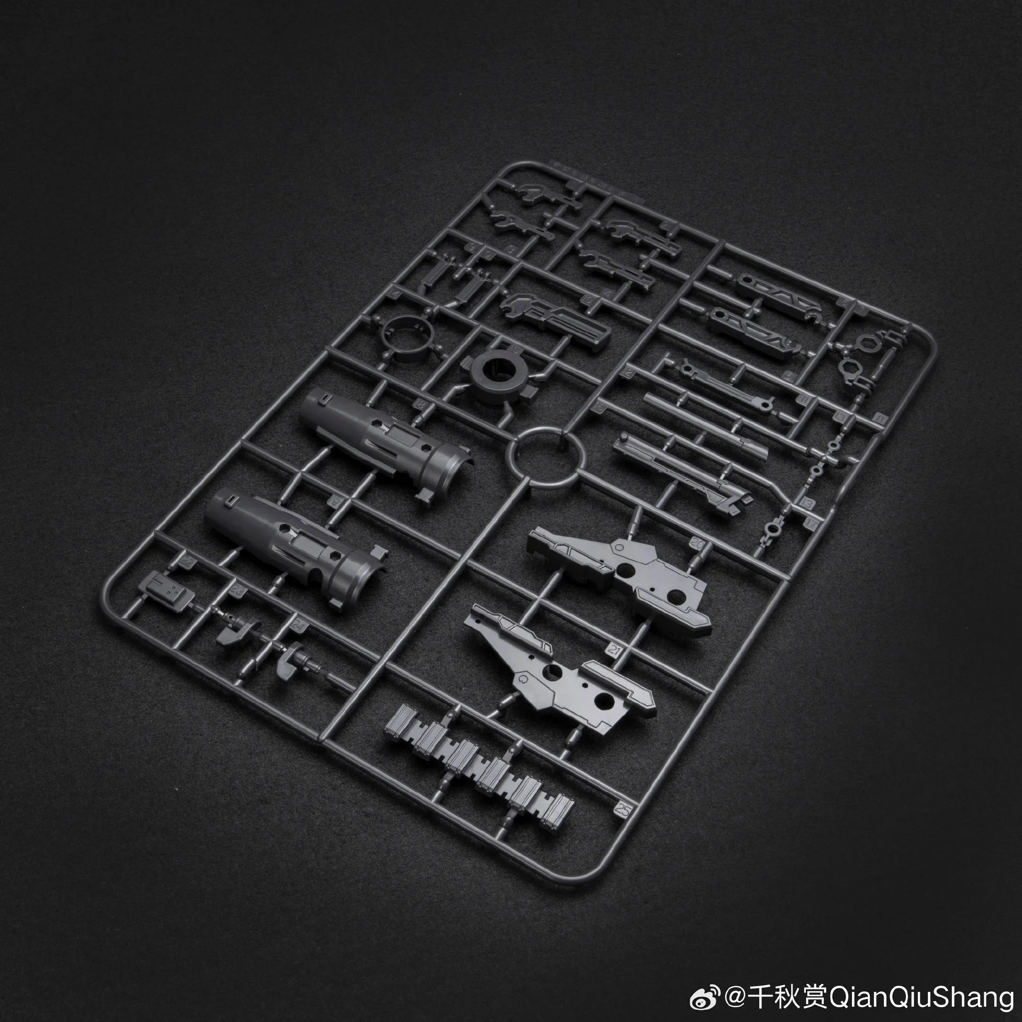 Qianqiu Shang Hyper Mega Bazooka Launcher [BLUE] Model Kit - Image 12
